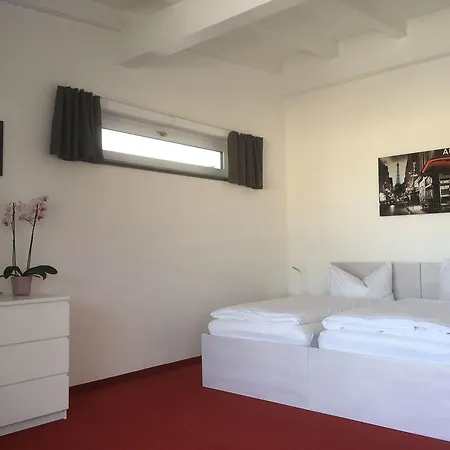 韦伯旅馆 招待所 3*